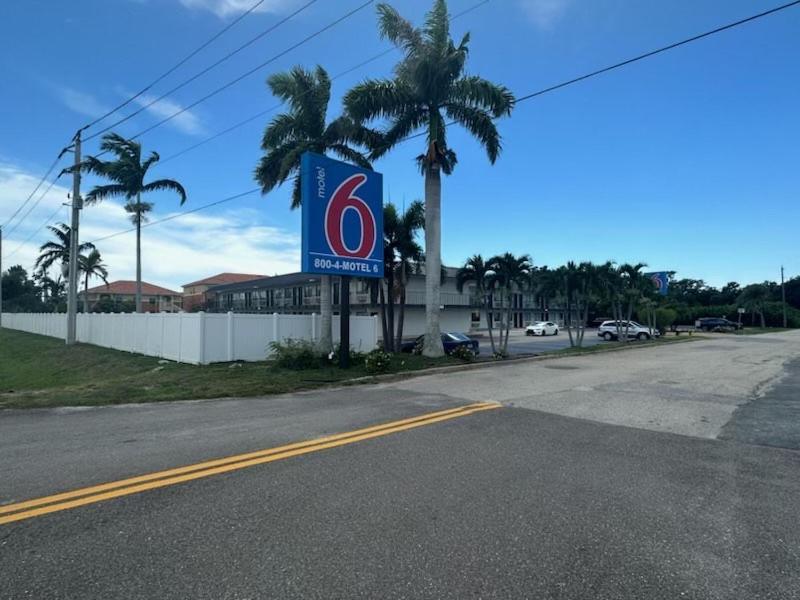 Motel 6-Venice, Fl Exteriér fotografie